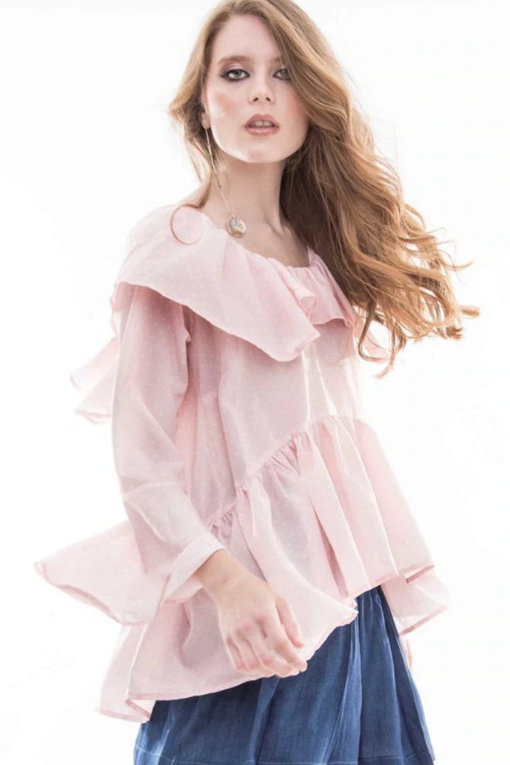 Blusa com folho