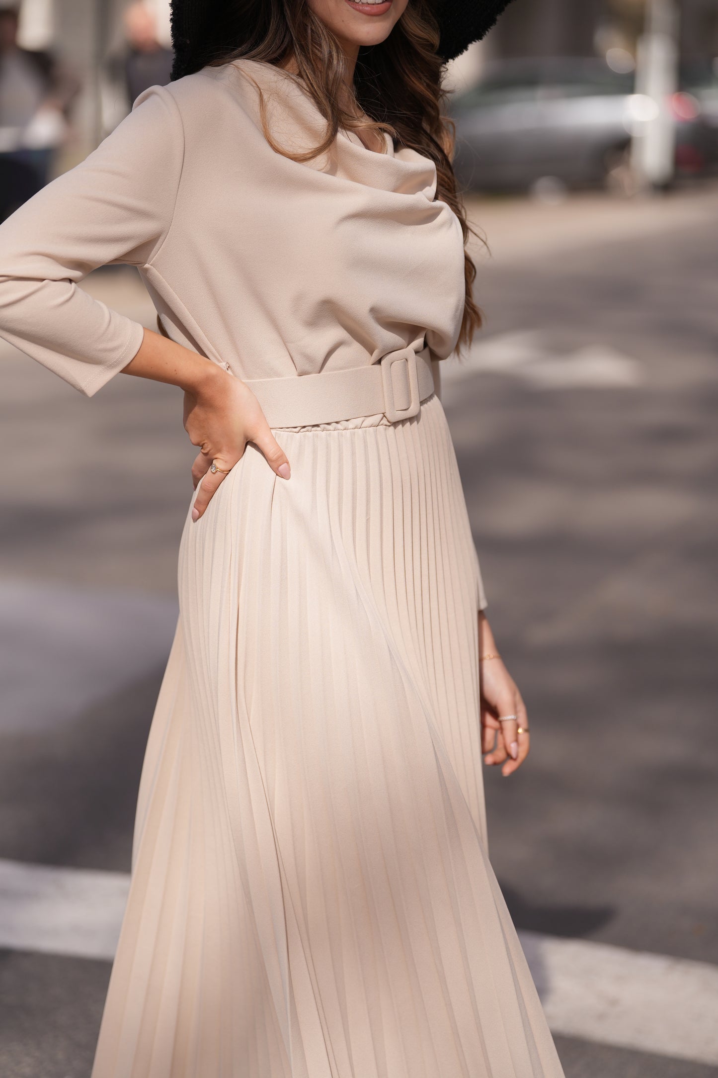 Vestido midi plissado