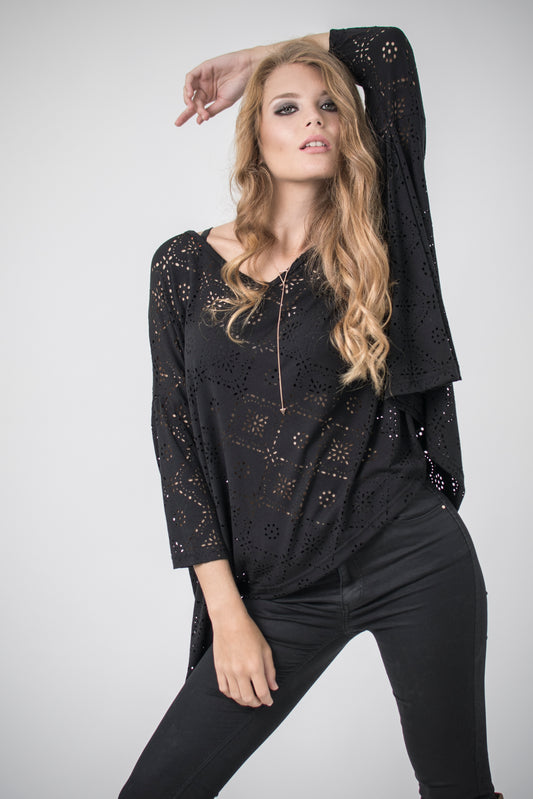 Blusa com recortes