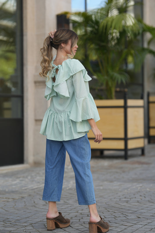 Blusa com folho