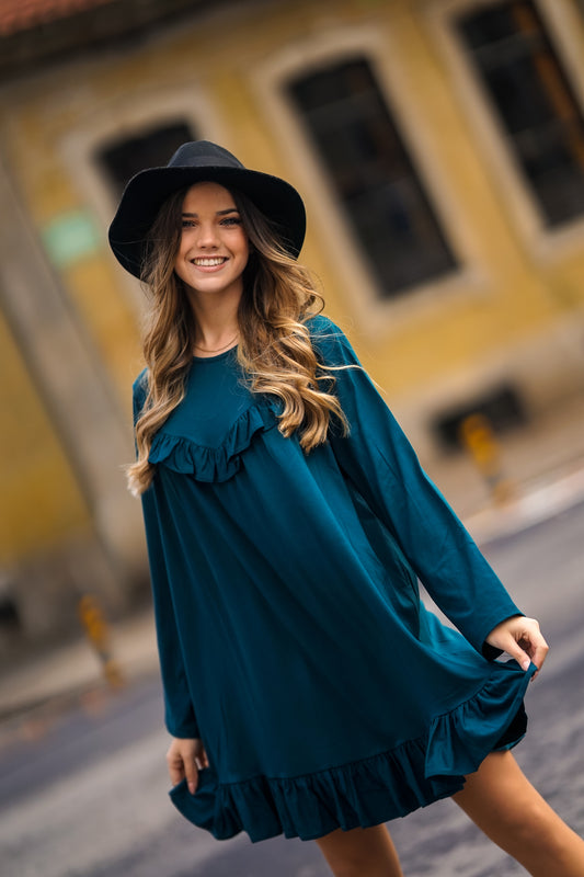 Vestido com folho